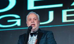 أشرف زكي يحسم الجدل حول مشاركة ممثل مصري في مسلسل إسرائيلي